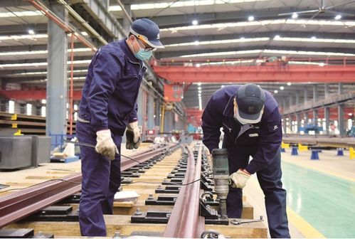 組裝高速鐵路道岔，以技術創新保障項目產品按期交付